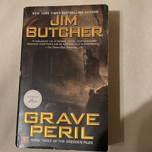 📚2/$14; 3/$16; 4/$18; 5/$20 ADD $2 for any additional books! ENJOY📚📚📚